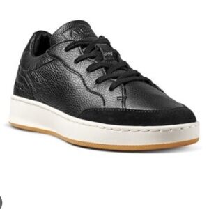 Women’s ARBOR Ethos black leather low top sneakers- Size 8.5